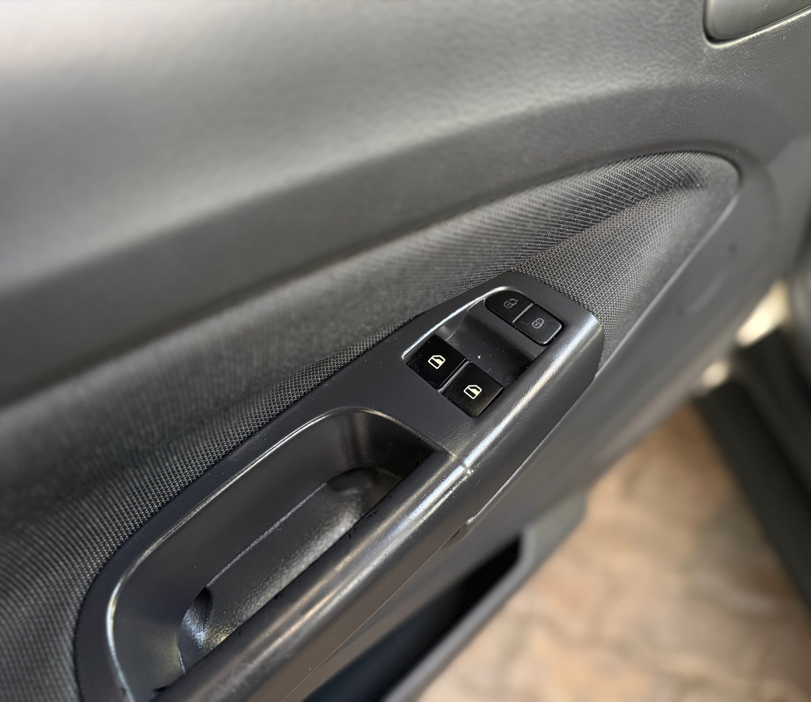 Volkswagen Saveiro Trendline - foto 11